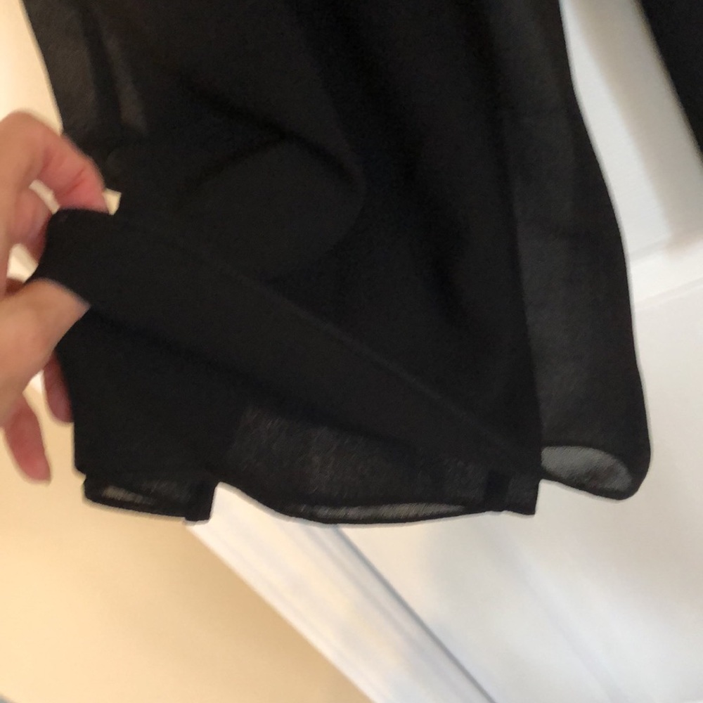 Two Piece Dress Pantsuit, Black (size 6) - Picture 10 of 17